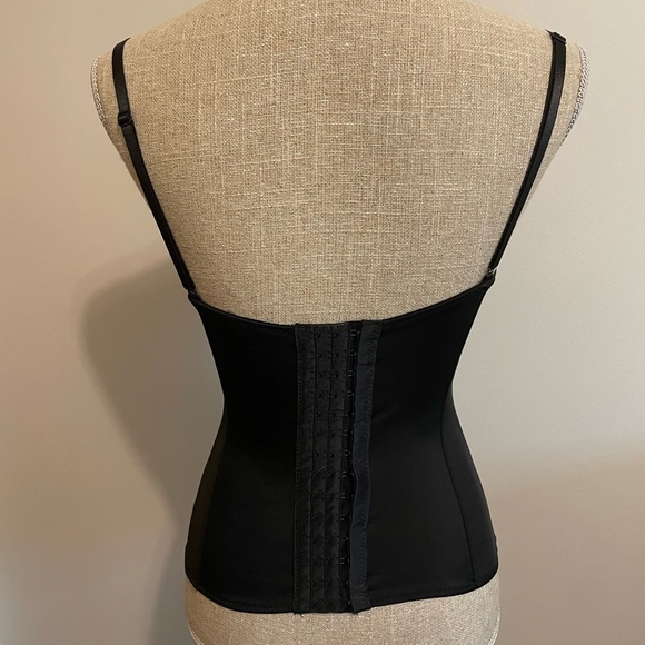 SPIRIT HALLOWEEN-Black Lace Corset - Picture 4 of 6